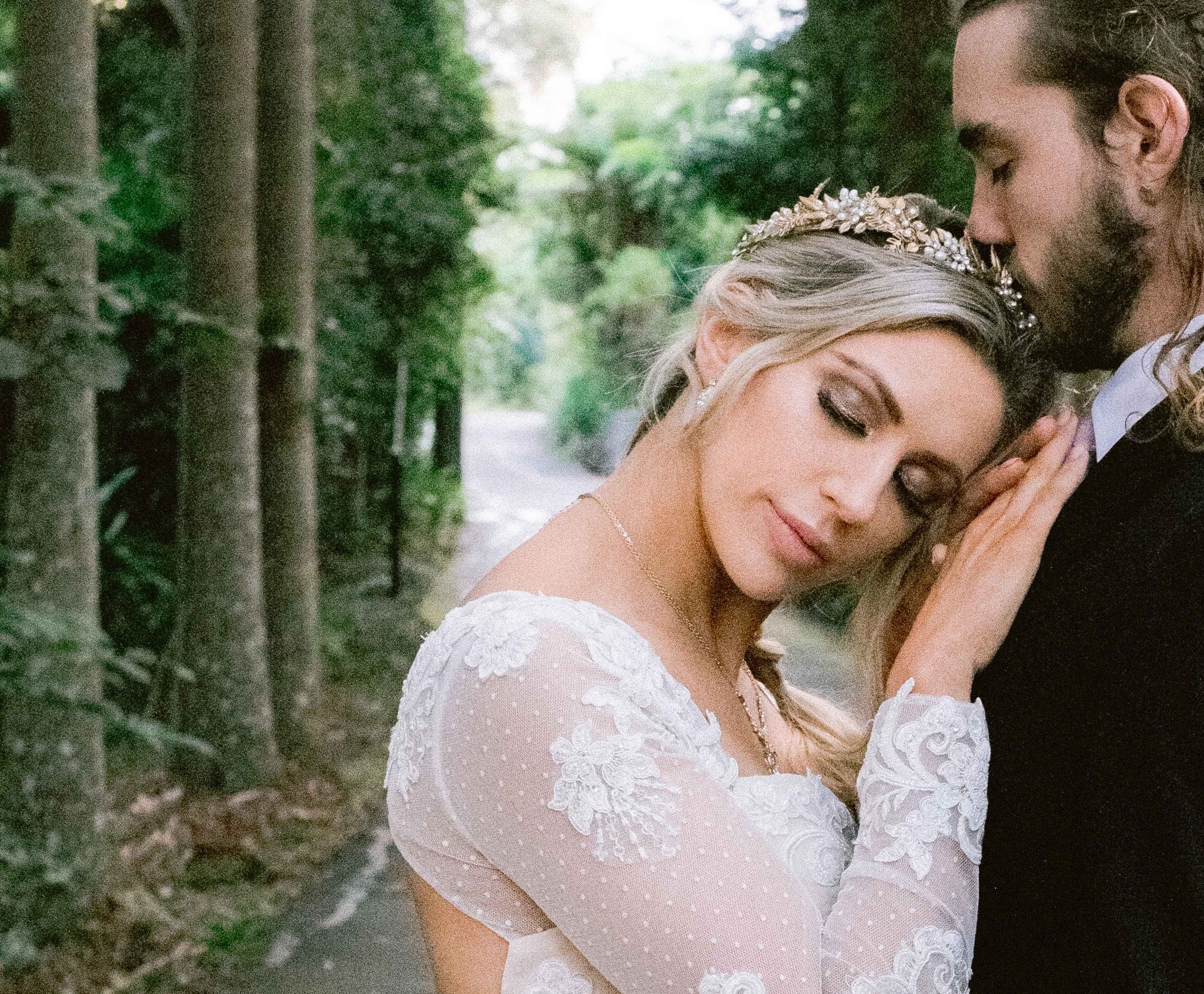 Brisbane Wedding Coordination – Bride and groom – Tangled styled shoot